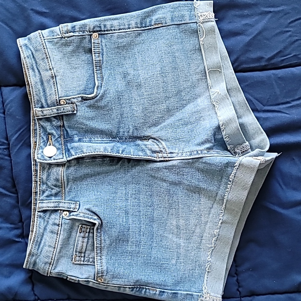 SHEIN | JEAN SHORTS | 26
